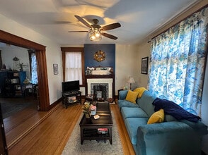 2229 Maplewood Ave, Unit Mt Auburn in Cincinnati, OH - Foto de edificio - Building Photo