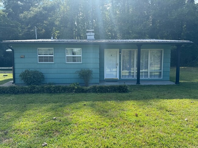 property at 565 Edwards Dr NE