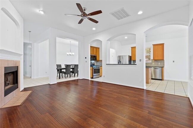 5124 Scottish Thistle Dr in Austin, TX - Building Photo - Building Photo