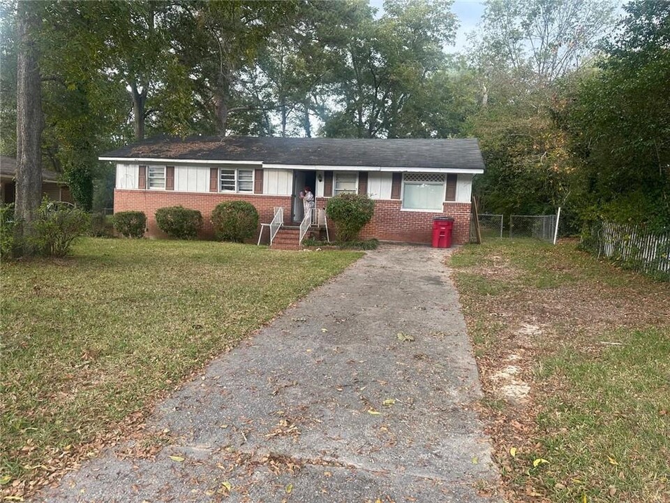 2959 Reynolds Dr in Macon, GA - Building Photo