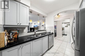 700-1700 Humberwood Blvd in Toronto, ON - Building Photo - Building Photo