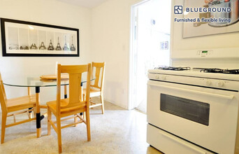 27 Graceland Dr in San Rafael, CA - Building Photo - Building Photo