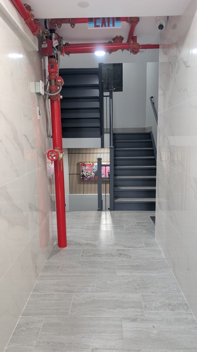 501 Central Ave, Unit 2D in Newark, NJ - Building Photo - Building Photo