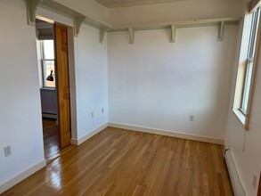 19 3rd St, Unit 3 in Cambridge, MA - Building Photo - Building Photo