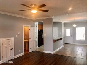 1332 Tropical Cv in Gulfport, MS - Building Photo - Building Photo