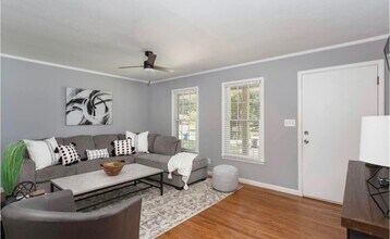 947 Boswell Dr in Oxford, AL - Building Photo - Building Photo