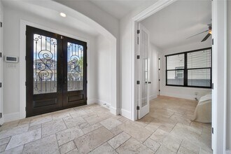 2301 Couch St in Houston, TX - Building Photo - Building Photo