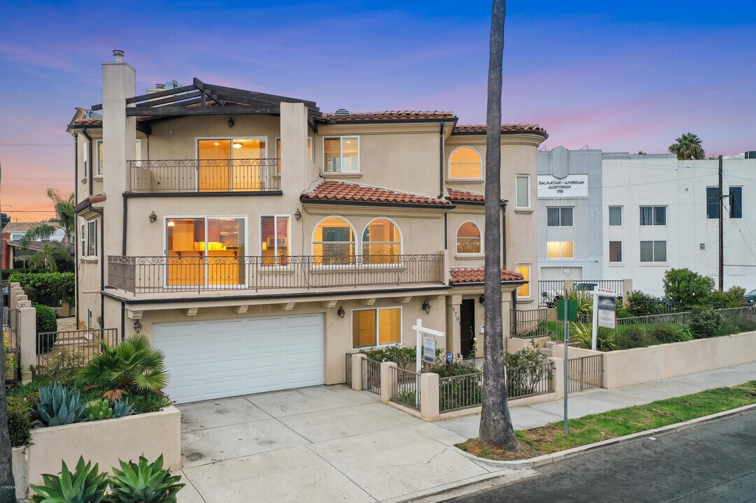 1701 Crescent Ave in San Pedro, CA - Building Photo