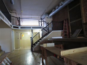 220 W Broughton St in Savannah, GA - Building Photo - Building Photo