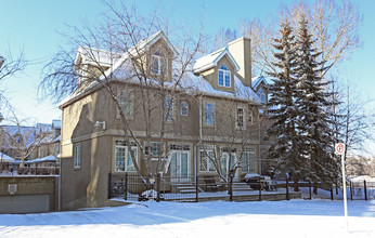101 2 St SW in Calgary, AB - Building Photo - Building Photo
