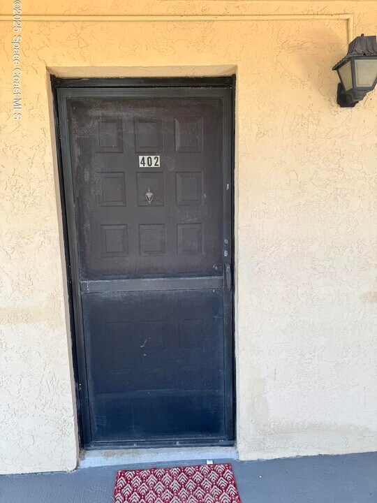 205 Palmetto Ave in Merritt Island, FL - Building Photo
