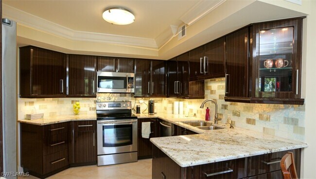 property at 4551 Gulf Shore Blvd N