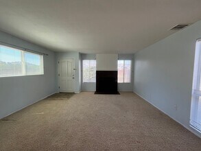 18241 St Andrews Dr in Tehachapi, CA - Building Photo - Building Photo