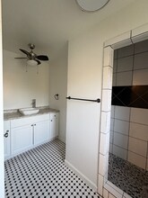 3020 Barnett St in Bakersfield, CA - Building Photo - Building Photo
