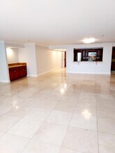 10660 Wilshire Blvd, Unit #309 in Los Angeles, CA - Building Photo - Building Photo