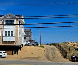 35 Northern Blvd in Newbury, MA - Foto de edificio - Building Photo