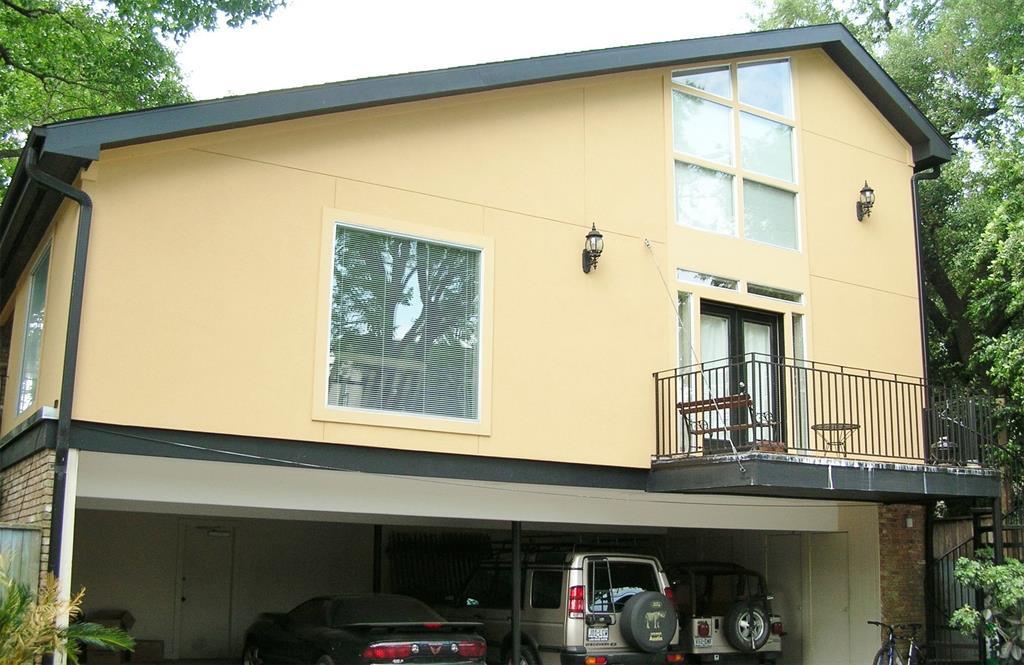 2302 Robinhood St in Houston, TX - Building Photo