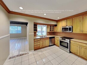 5515 Cleveland St in Hollywood, FL - Building Photo - Building Photo