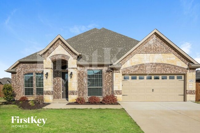 property at 1572 Country Crest Dr