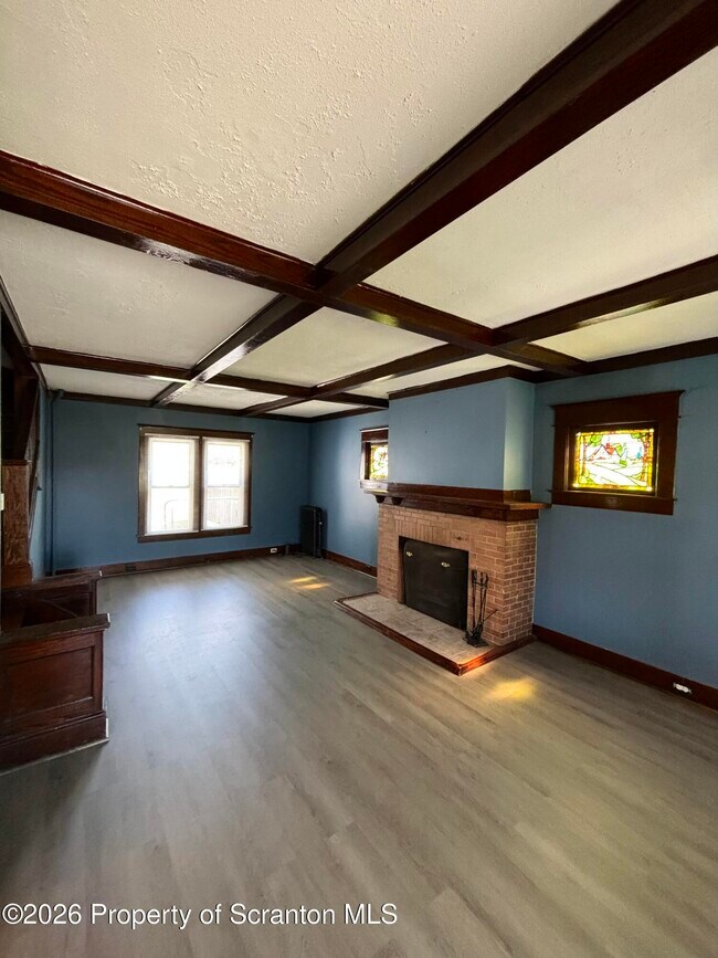 1418 Grove St in Moosic, PA - Building Photo - Building Photo
