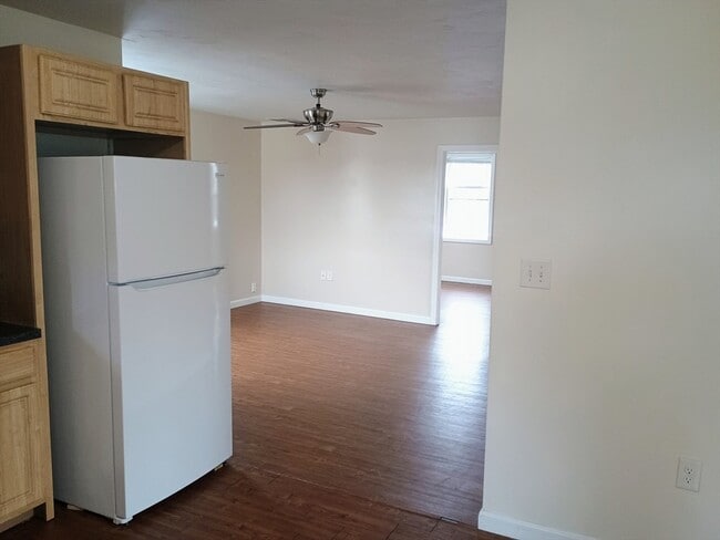 207 High St in Taunton, MA - Building Photo - Building Photo