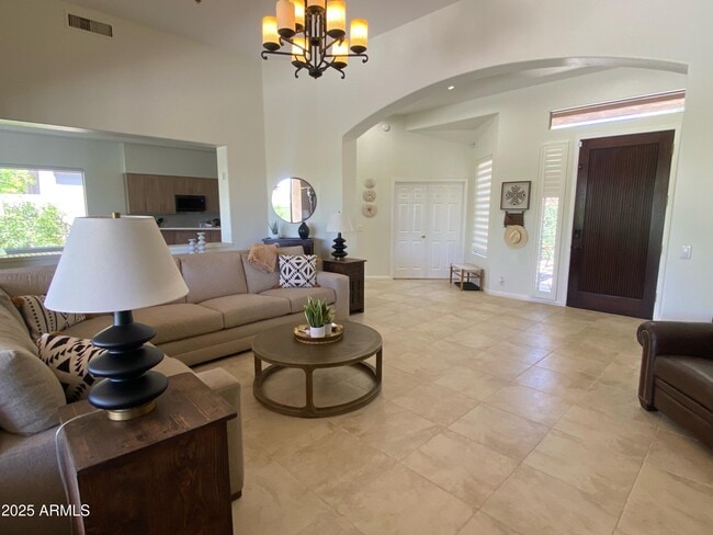 32632 N 68th Pl in Scottsdale, AZ - Building Photo - Building Photo