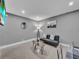 906 N Riverside Dr, Unit SI ID1504001P in Pompano Beach, FL - Building Photo