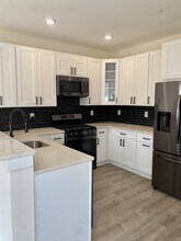 821 Diamond St, Unit 1 in Philadelphia, PA - Building Photo - Building Photo
