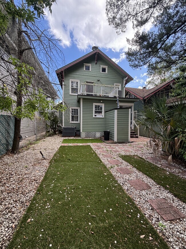 347 Cottage Ave in Jacksonville, FL - Building Photo - Building Photo