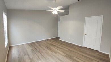 12507 Midpointe Dr in Riverview, FL - Building Photo - Building Photo