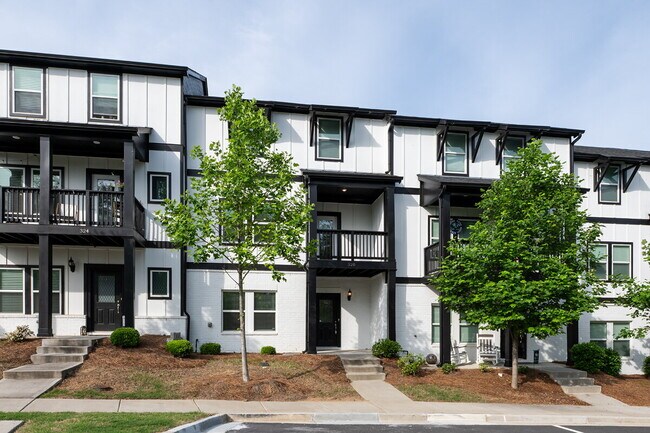 320 Lincoln St in Woodstock, GA - Building Photo - Building Photo