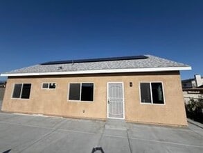 7745 Cypress Ave in Fontana, CA - Building Photo - Building Photo
