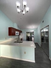 2733 Coral Reef Dr in Oviedo, FL - Building Photo - Building Photo