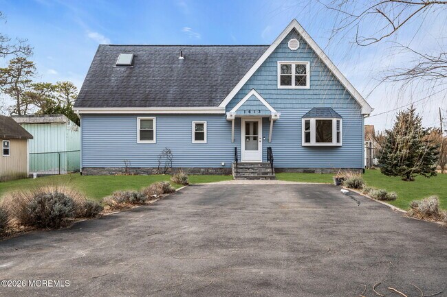 1613 Beacon St in Toms River, NJ - Building Photo - Building Photo