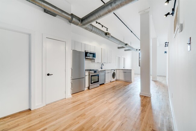 1015 Clinton St in Hoboken, NJ - Building Photo - Building Photo