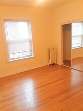 4812 N Winchester Ave-Unit -2 in Chicago, IL - Building Photo - Building Photo