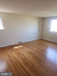 3324 Primrose Rd photo'