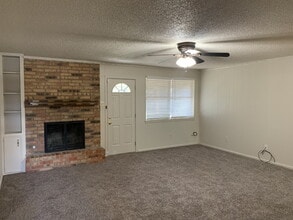 4619 61st St in Lubbock, TX - Building Photo - Building Photo