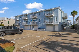 22 Moreno Point Rd in Destin, FL - Foto de edificio - Building Photo