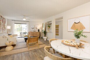 The Joshua Apartments in Mesa, AZ - Building Photo