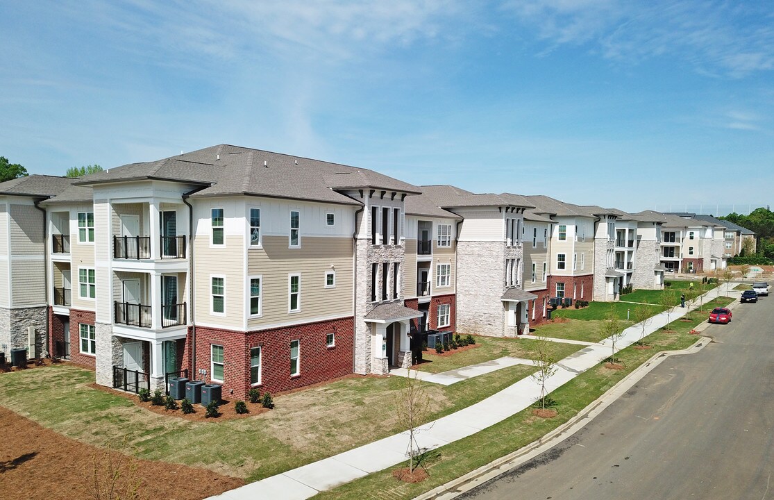 The Palmer in Charlotte, NC - Building Photo