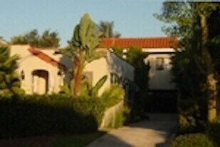 903 N La Jolla Ave, Unit topFloor