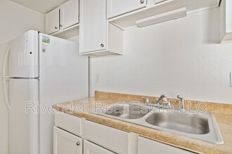 18051 E Kentucky Ave in Aurora, CO - Building Photo - Building Photo