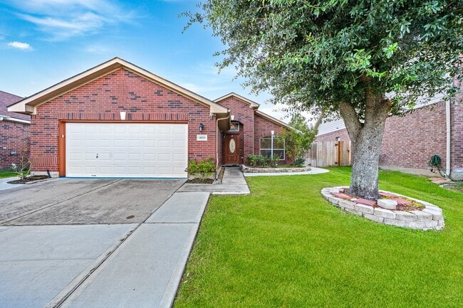 10315 Kennewick Dr