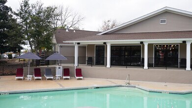 The Quarters Starkville in Starkville, MS - Building Photo - Building Photo