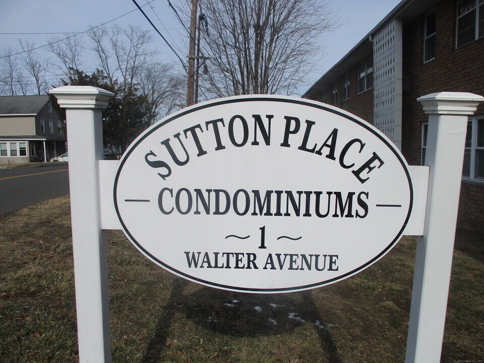 1 Walter Ave in Norwalk, CT - Building Photo