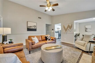 997 Brandon Hill Way in Jonesboro, GA - Building Photo - Building Photo