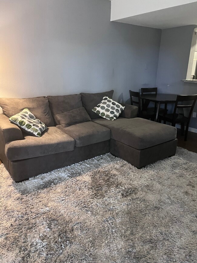 10001 Westpark Dr, Unit 89 in Houston, TX - Foto de edificio - Building Photo