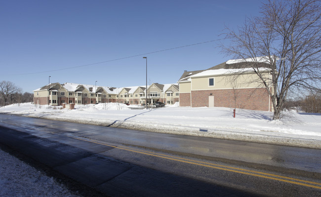 Salem Village at Miami Heights in Omaha, NE - Building Photo - Building Photo