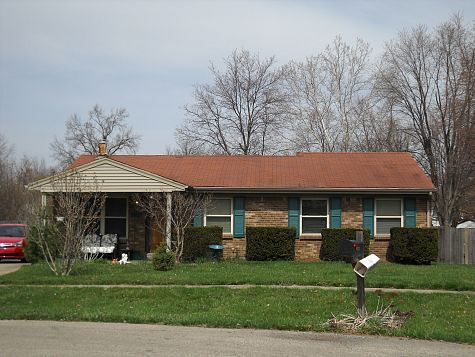 8721 Shadow Creek Way in Louisville, KY - Building Photo